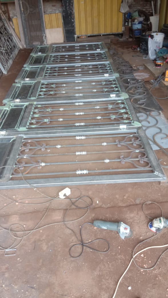 Pagar Besi Tempa Klasik Mewah - Foto 3